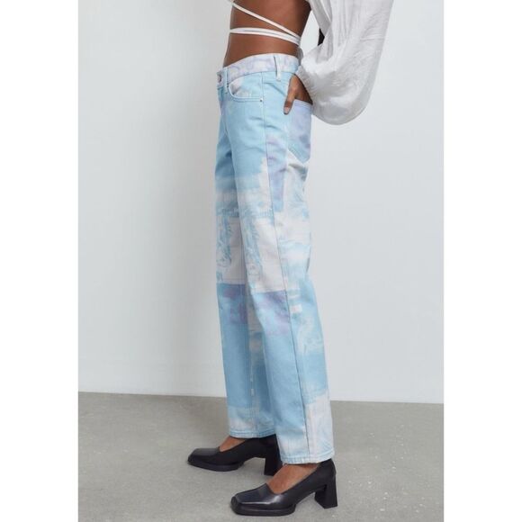 BDG Cowgirl Jeans Renaissance Print Straight Relaxed Size 28 NWT